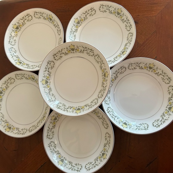Sterling Fine China, Japan, Florentine 6 BerryBowls - Picture 1 of 11